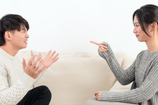 男人喜欢女人的表现有哪些方面 男人喜欢女人的表现有哪些方面